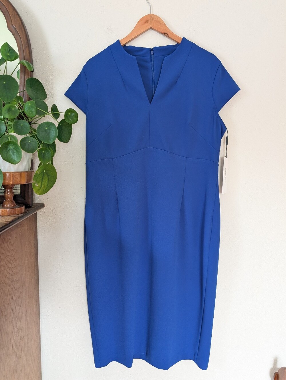 Calvin Klein | NWT | Women's V-Neck Cap-Sleeve Work Sheath Dress